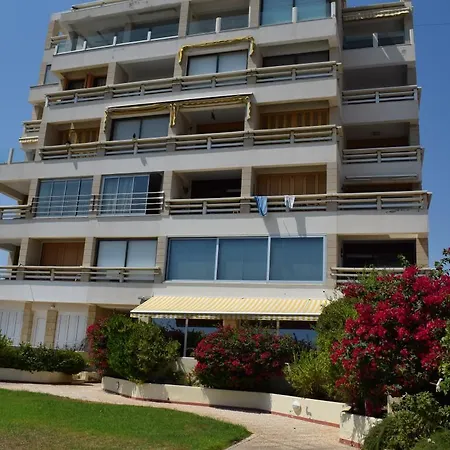 Direct Castella Larnaca